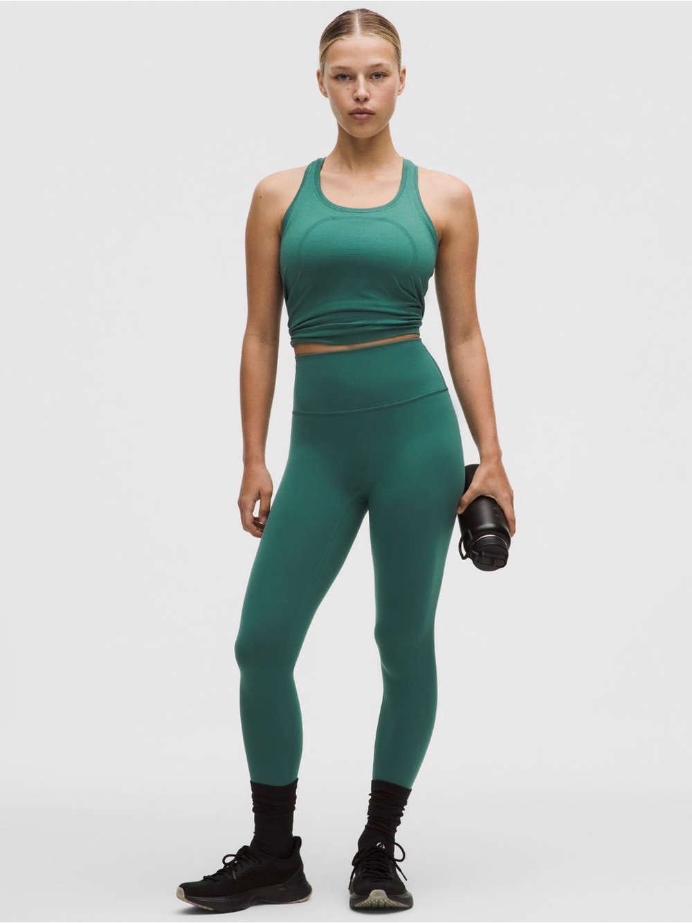 Lululemon Wonder Train No Line High-Rise Tight 28” Deep Marina DMAR Size 6 NWT